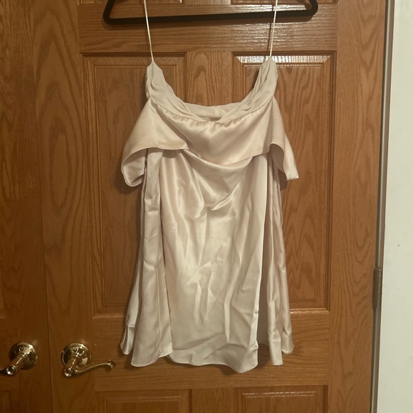 Reformation Maves Dress - Picture 4 of 6